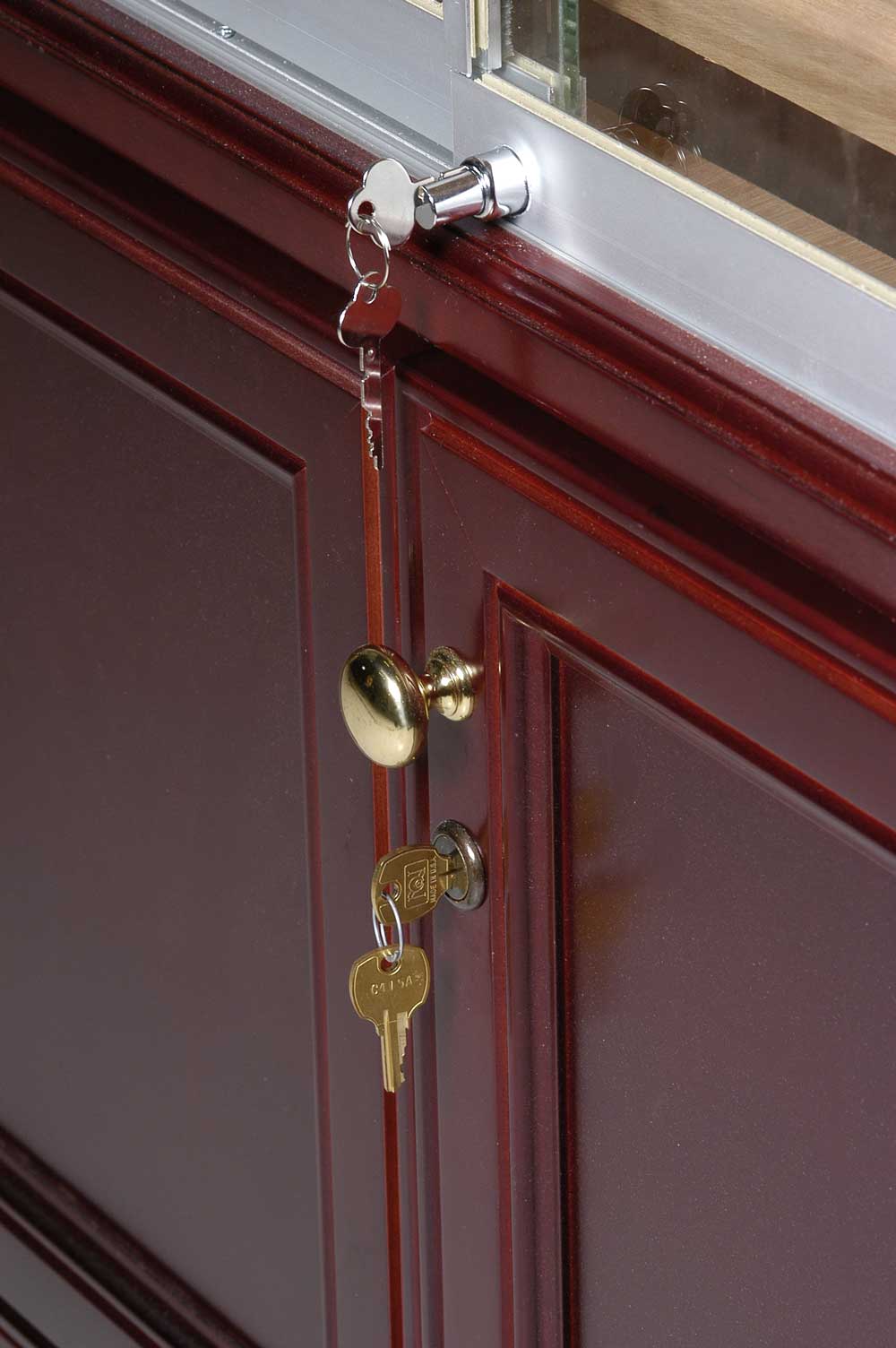 Humidor Store Model 8200 Classic Display Humidor